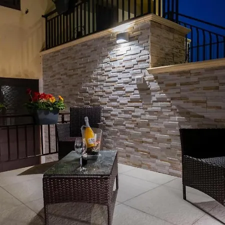 Avola Beach Appartment أفولا