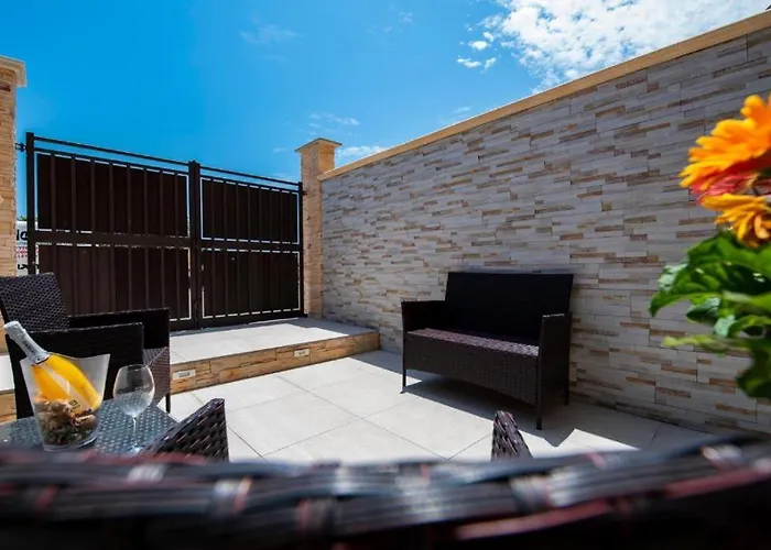 Avola Beach Appartment אבולה
